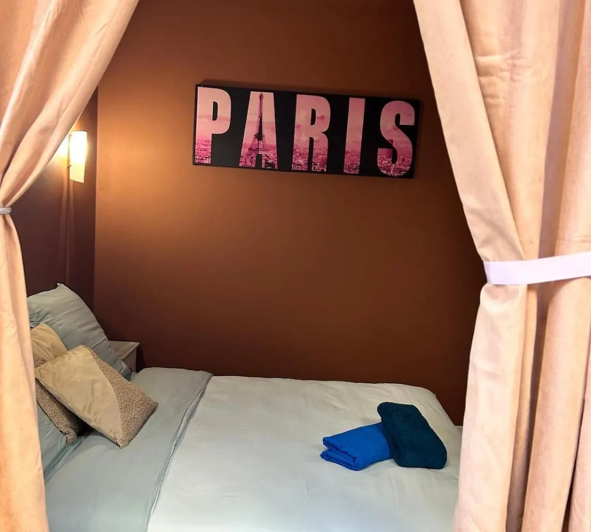 Charmant Appartement Havana 0*, Carhaix-Plouguer